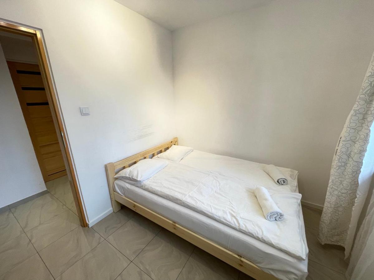 クラクフApartament Park Zakrzowekアパートメント エクステリア 写真